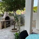 בית נופש Pepi House *