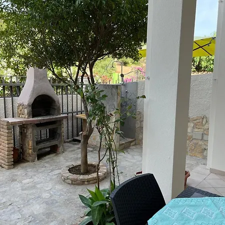 בית נופש Pepi House *